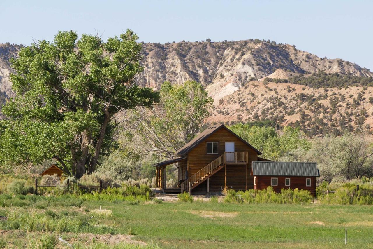 Cozy Henrieville Cabin 18 Mi To Bryce Canyon Np! Exterior foto